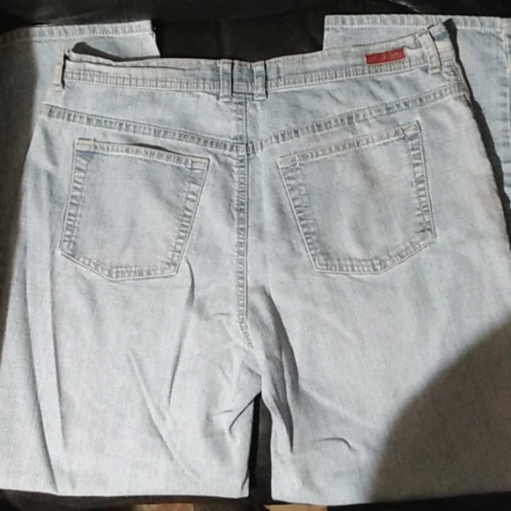Vintage "Gloria Vanderbilt" Straight Leg Blue Jeans